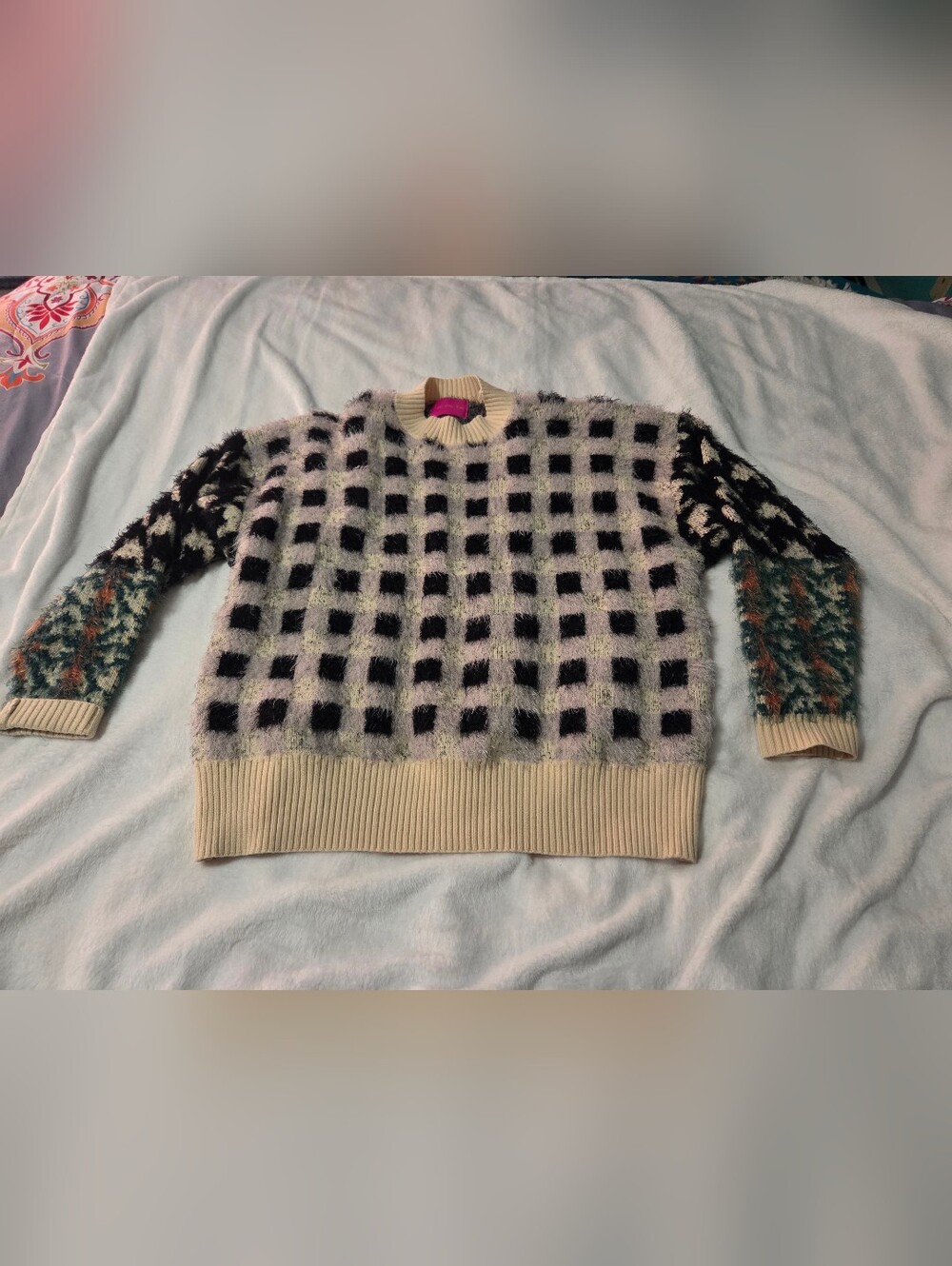 Textured Plaid Fuzzy Crewneck Sweater - Cream and Black